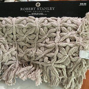 READY FOR THE HOLIDAYS MACRAME TABLE RUNNER NEW W/TAGS